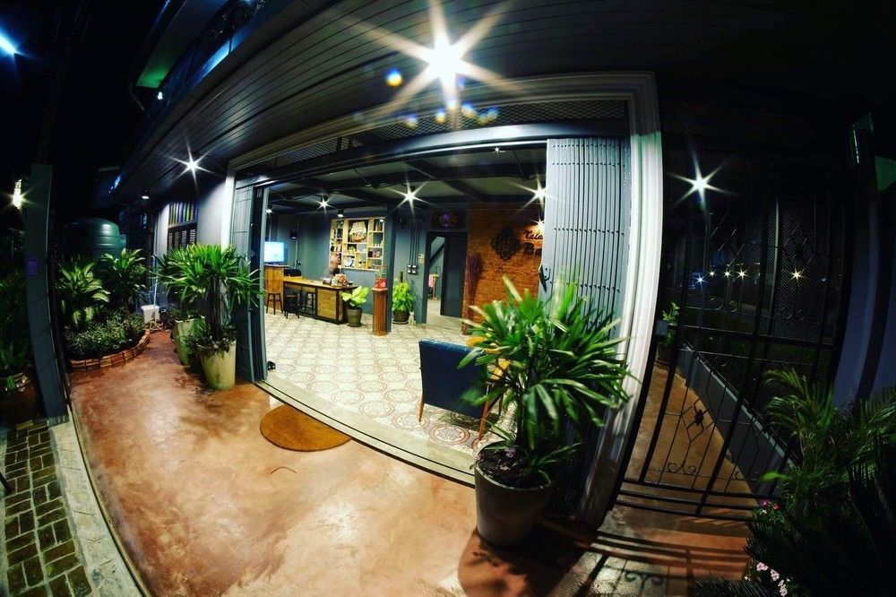 A Pousada Talardkao Balcony Krabi town Exterior foto